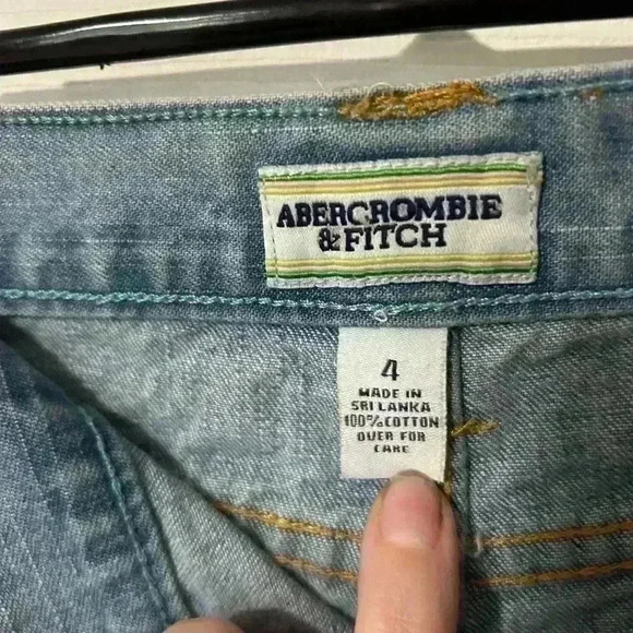 Abercrombie & Fitch Jean Shorts Size 4. Distressed. Vintage. Denim. - Picture 5 of 8
